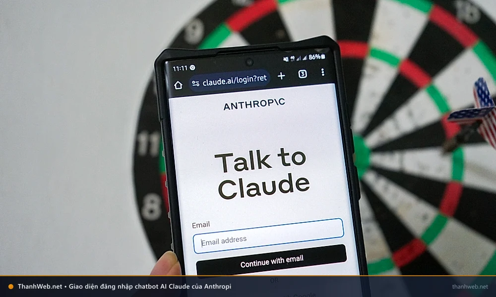 Giao diện đăng nhập chatbot AI Claude của Anthropic. Ảnh: Bảo Lâm - Lập trình AI